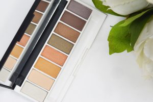 palette filthy rich lily lolo