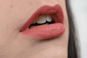 natural aesthetic zoeva pure velours lips