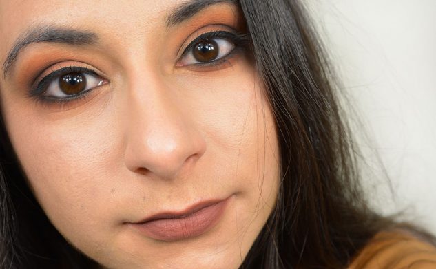 Une idée de maquillage avec la palette Shade + Light Eye Contour de Kat Von D !