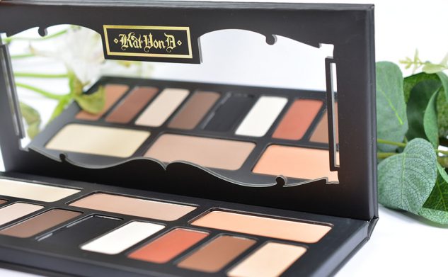 La palette Shade + Light Eye Contour de Kat Von D